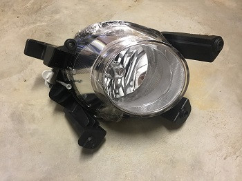 GI1010FOGR - FOG LIGHT R (GRAND)