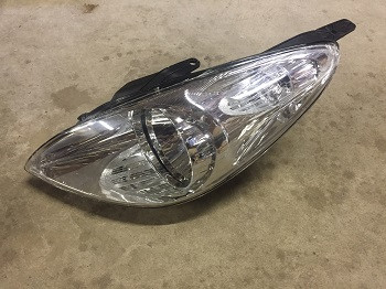 I2010HLLWE - HEADLIGHT * L * WHITE * ELECTRIC * 09-11