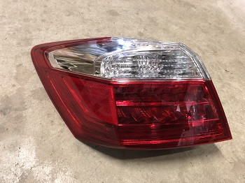 ACC30TLOL - TAIL LIGHT OUTER * L * LED * 15-17
