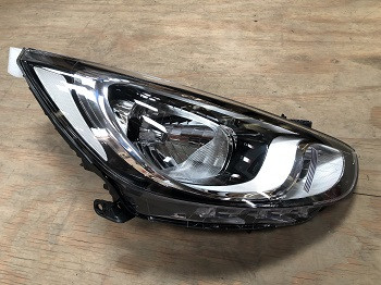 AC40HLR - HEADLIGHT RF (PFL)