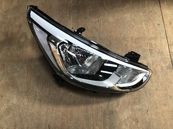 AC40HLLFL - HEADLIGHT LF *FL * 15-17